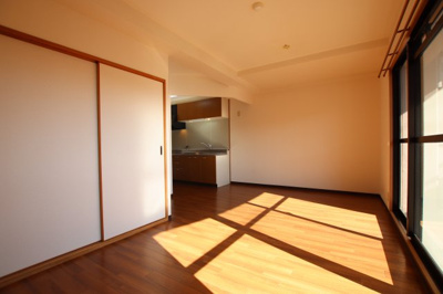 【居間・リビング】 | ホワイトロートス