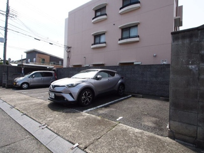 【駐車場】 | ホワイトロートス