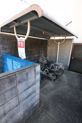 【その他共用部分】 | ホワイトロートス | 駐輪場