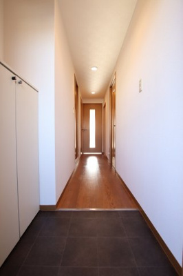 【玄関】 | ホワイトロートス