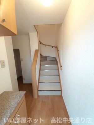 【玄関】 | ネオ・パラッツオＡ