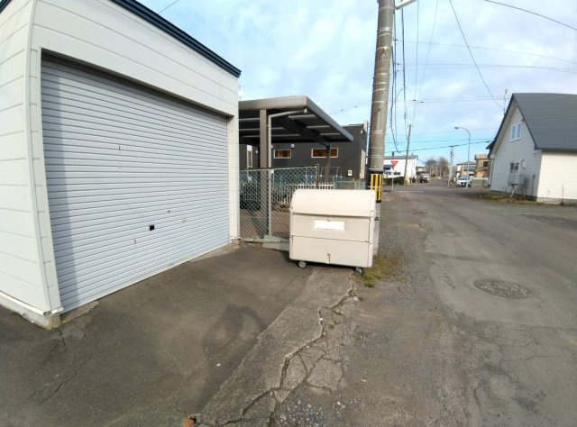 ハイツリバーサイドの玄関