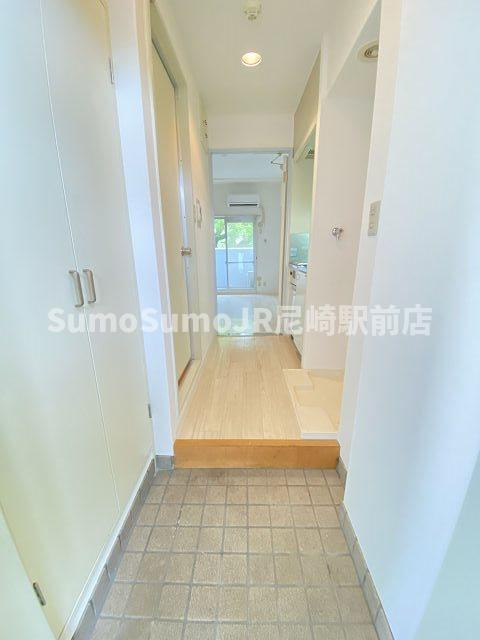 メインステージ武庫川の玄関|きれいな玄関です