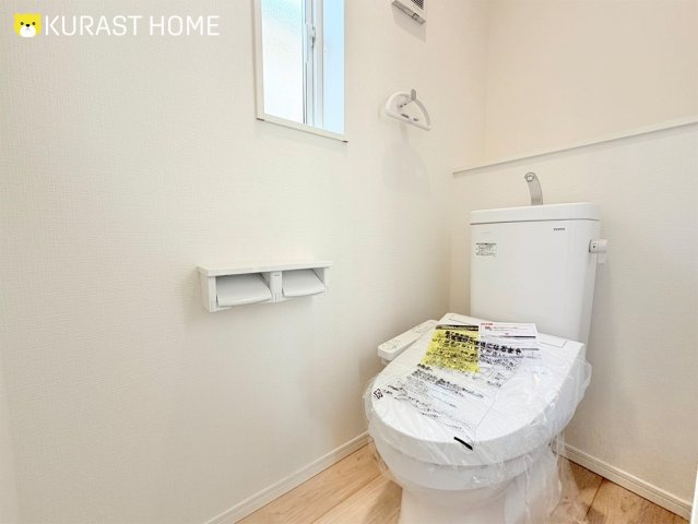 向日市森本町前田　新築戸建のトイレ