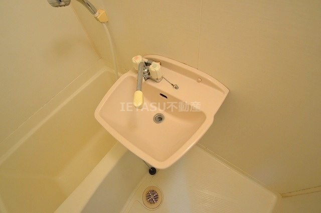 エンゼルハート加古町の洗面所