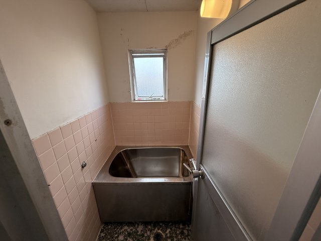 三隆（1）コーポラスの浴室