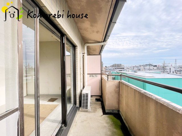 いずみハイツ指扇のバルコニー|11/1　撮影