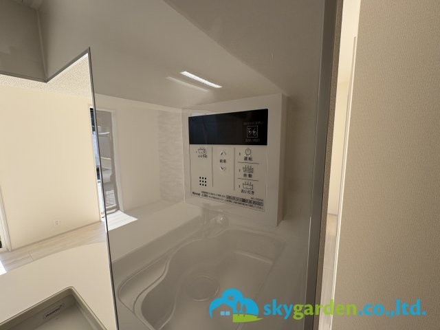 藤沢市用田　新築戸建　全2棟1号棟の設備|給湯スイッチパネル