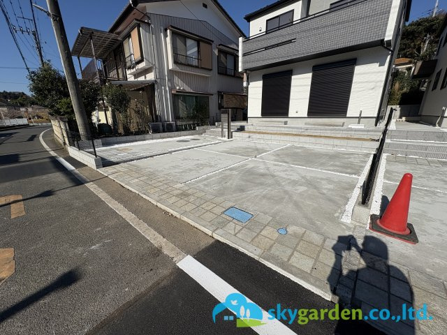 藤沢市用田　新築戸建　全2棟1号棟の駐車場