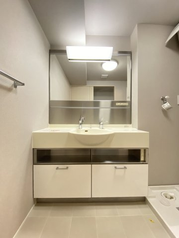 【独立洗面台】 | 優渾水前寺･山中産経 