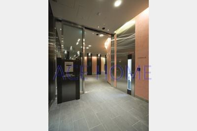 【エントランス】 | レジディア心斎橋ウエスト