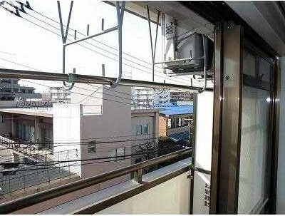 センチュリー小平のバルコニー