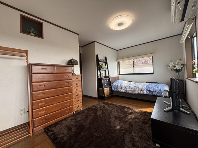 神戸市北区鈴蘭台東町5丁目戸建の洋室