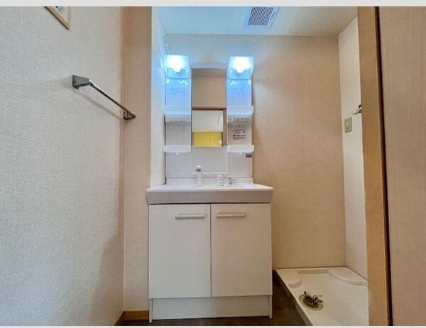 サンルーム戸田の洗面所|洗面所です