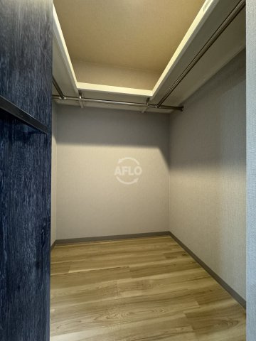 リヴェント難波サウスの収納|リヴェント難波サウス　ウォークインクローゼット