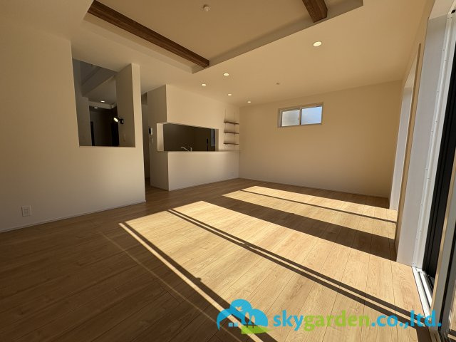 藤沢市用田　新築戸建　全2棟2号棟の居間・リビング