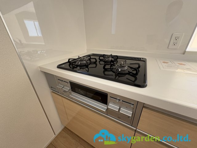 藤沢市用田　新築戸建　全2棟2号棟のキッチン|お料理しやすいキッチンです