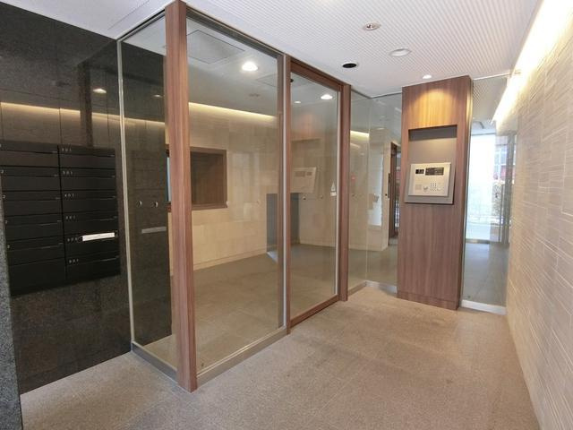 港区高輪１丁目の賃貸マンションのエントランス| 