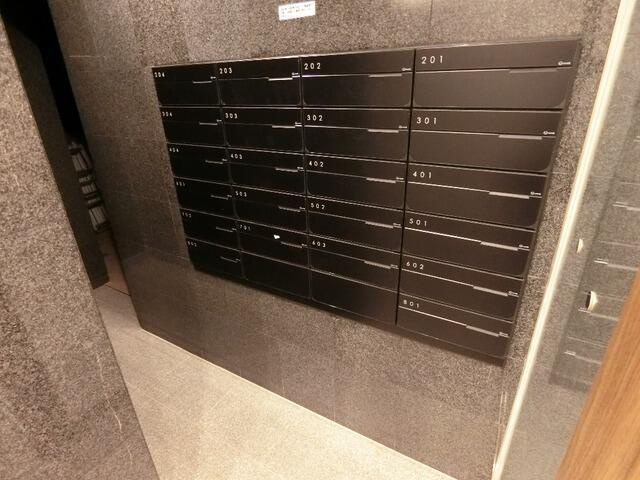 港区高輪１丁目の賃貸マンションのその他共用部分|メールボックス 