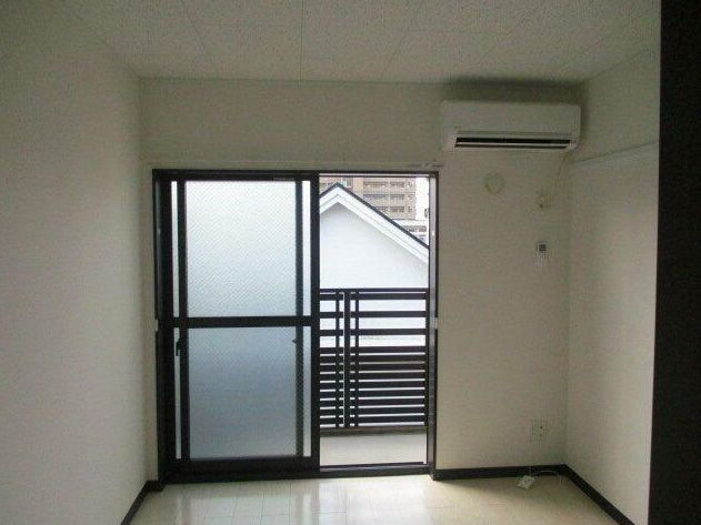 アウリオンの居間・リビング