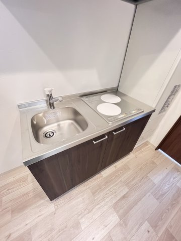 大阪市旭区赤川４丁目の賃貸マンションのキッチン