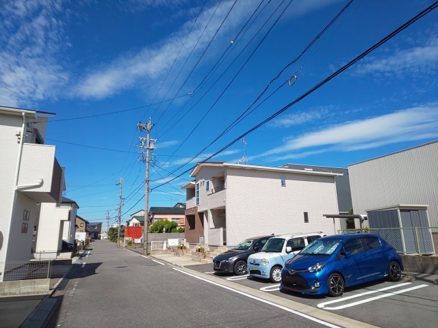 フェリーチェ（若松町）の駐車場