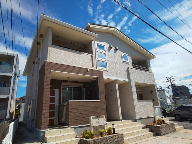 フェリーチェ（若松町）の外観