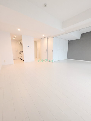 【居間・リビング】 | フュージョナル本所アーリア | 洋室