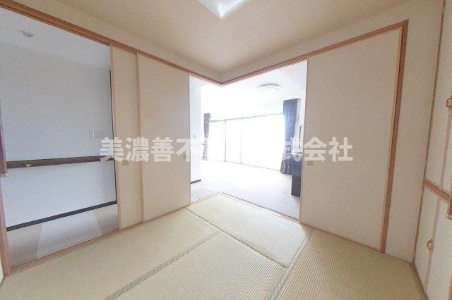 ６６０７５　モアグレース茜部Ⅳ　の和室