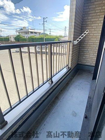 ロイヤルヒルズアネックスのバルコニー