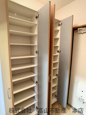 ロイヤルヒルズアネックスの収納