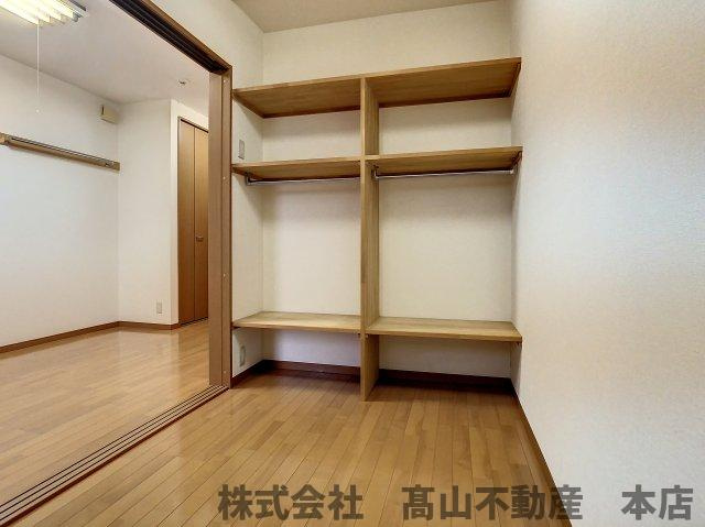 ロイヤルヒルズアネックスの内装