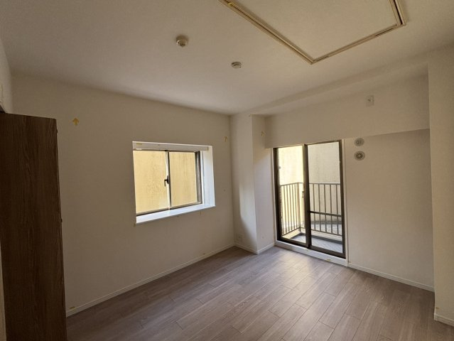 北五葉パーク・ホームズの洋室