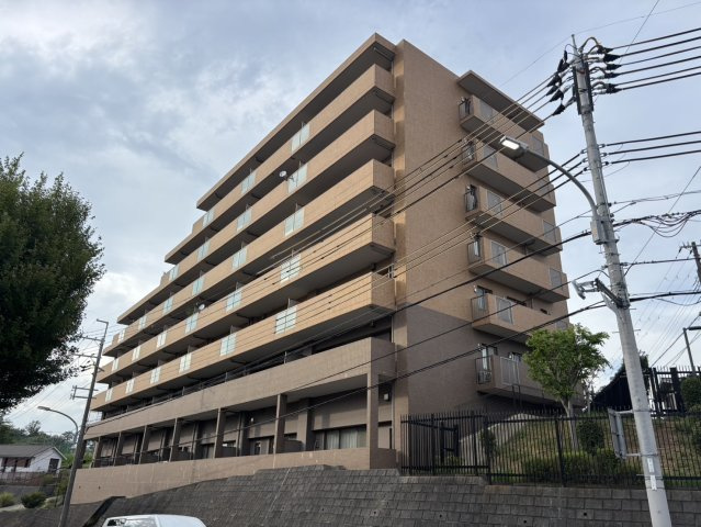 北五葉パーク・ホームズの外観