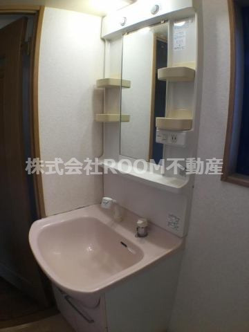 ユーミーいちまるⅡの洗面所|明るい洗面所です