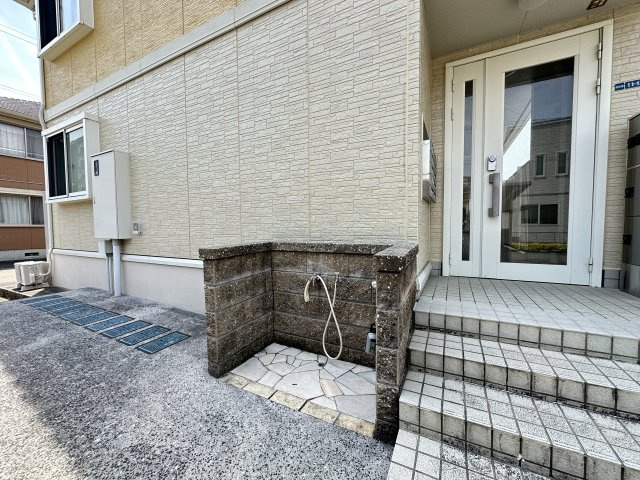 セジュール ﾓﾅﾘｴのエントランス