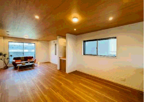 尼崎市西難波町　中古戸建の居間・リビング