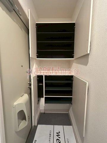 D-room F.京町の収納|こまごまとしたものを収納できそうですね