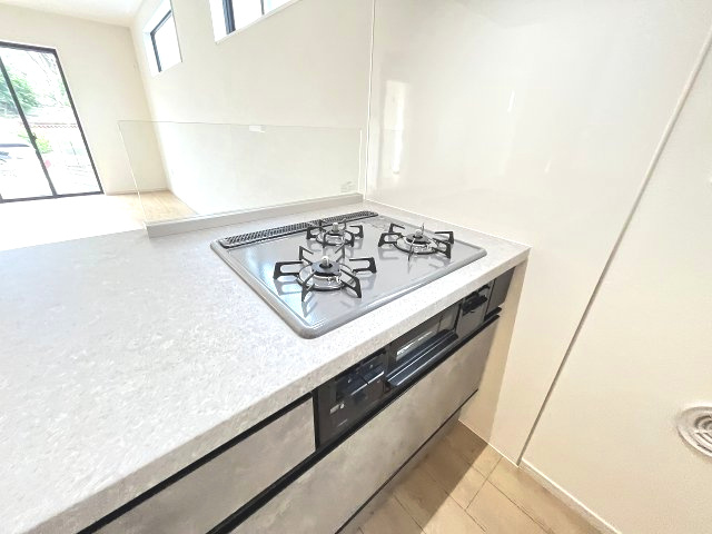 【キッチン】 | 福岡市南区中尾2丁目3期　1号棟（全1棟）【仲介手数料無料・0円】 | 現地写真。