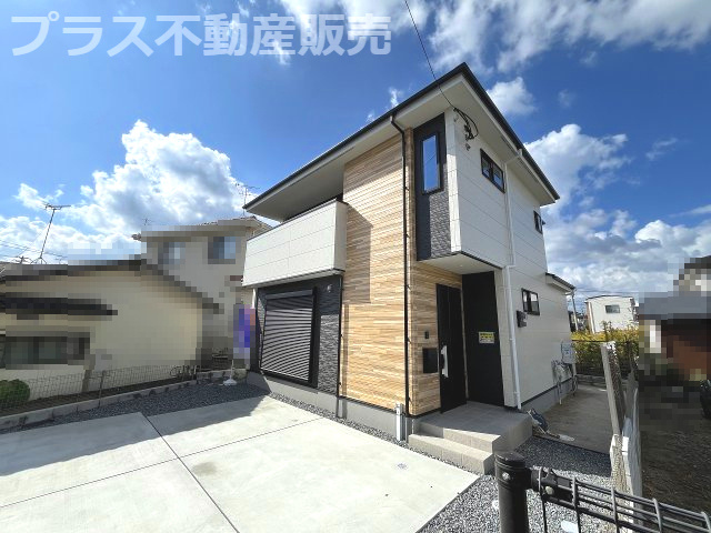 【外観】 | 福岡市南区中尾2丁目3期　1号棟（全1棟）【仲介手数料無料・0円】 | 現地写真。プラス不動産販売なら、現場の全ての棟をまとめてご見学頂けます。