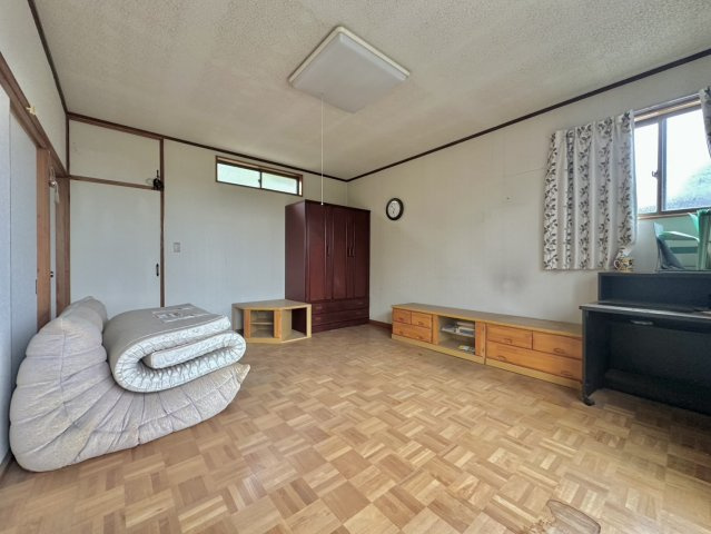 結城市大谷瀬中古物件の洋室