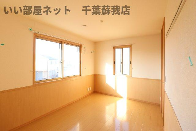 コモドカーサの洋室|広々とした洋室です