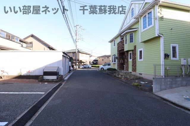 コモドカーサの周辺