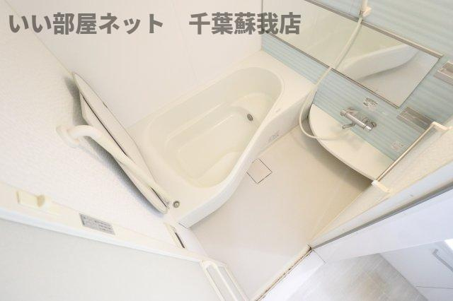 コモドカーサの浴室|落ち着いた空間のお風呂です