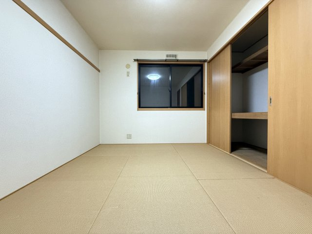 ハイツセリュー Ⅲ棟の居間・リビング
