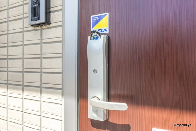 エレンシア風間　Bのエントランス