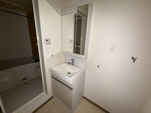 フジパレス服部本町Ⅰ番館の独立洗面台