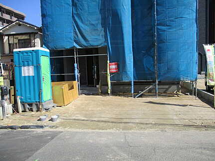 広島市佐伯区隅の浜２丁目の前面道路含む現地写真