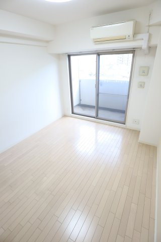 大阪市城東区蒲生２丁目の賃貸マンションの居間・リビング