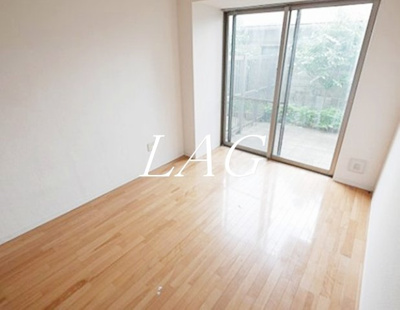 【居間・リビング】 | プラッツ大和 | 洋室のお部屋です。